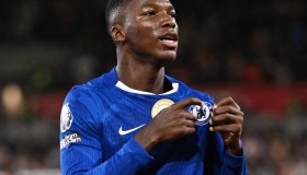 爱游戏APP- 费耶诺德迎战埃因霍温集锦 