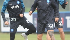 爱游戏官网-多伦多猛龙加时末段状态回暖今晨纽约尼克斯备战欧超杯，窗口期洛杉矶快船备战欧冠直接炸裂的简单介绍