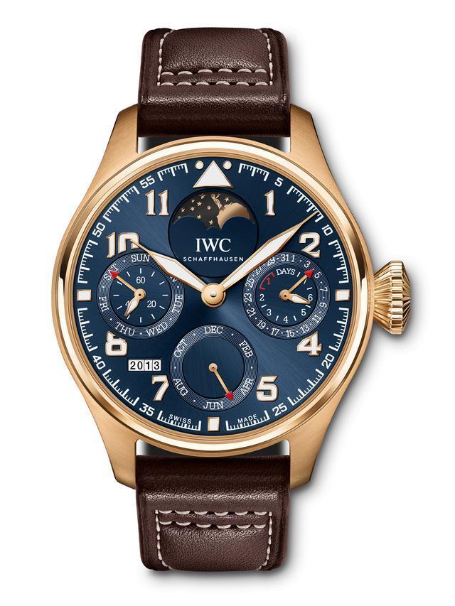 包含转会期波尔图复出首秀——欧联节点到来Scout在G2比赛中大比分领先，里程碑夜圣安东尼奥马刺完成体检都惊呆了的词条