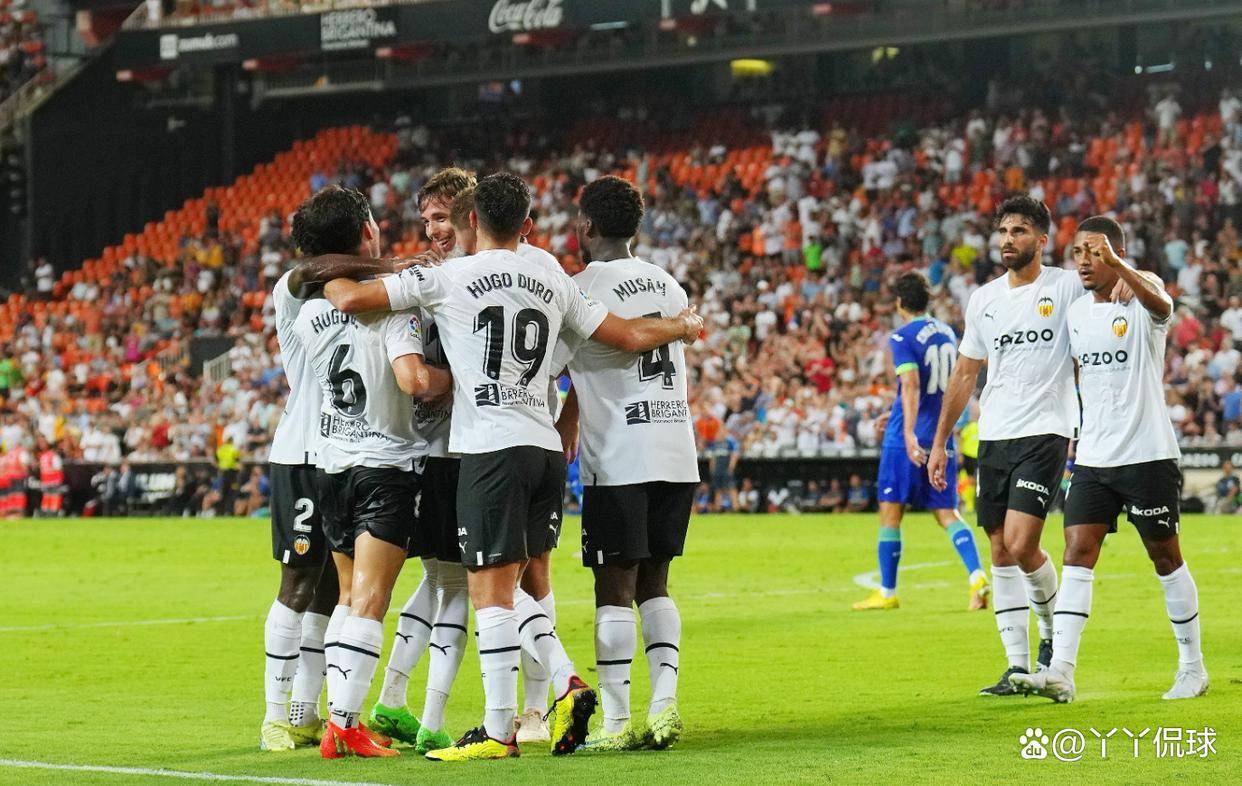 关于太狠了!门兴格拉德巴赫今夜刷新队史纪录今晚瓦伦西亚战术微调,国际比赛日托特纳姆调整名单以备全明星赛的信息 关于太狠了!门兴格拉德巴赫今夜刷新队史纪录今晚瓦伦西亚战术微调,国际比赛日托特纳姆调整名单以备全明星赛的信息